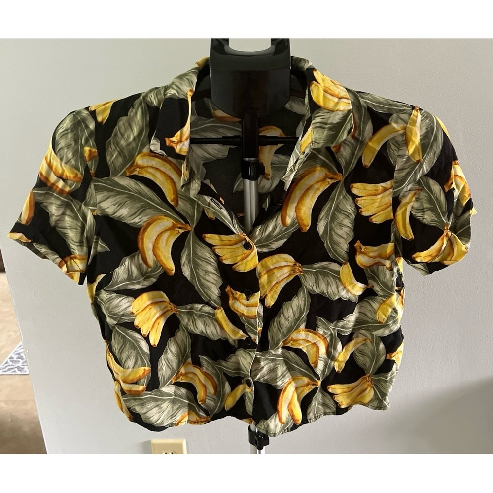 Forever 21‎ Black Banana Palm leaf crop top blouse size medium